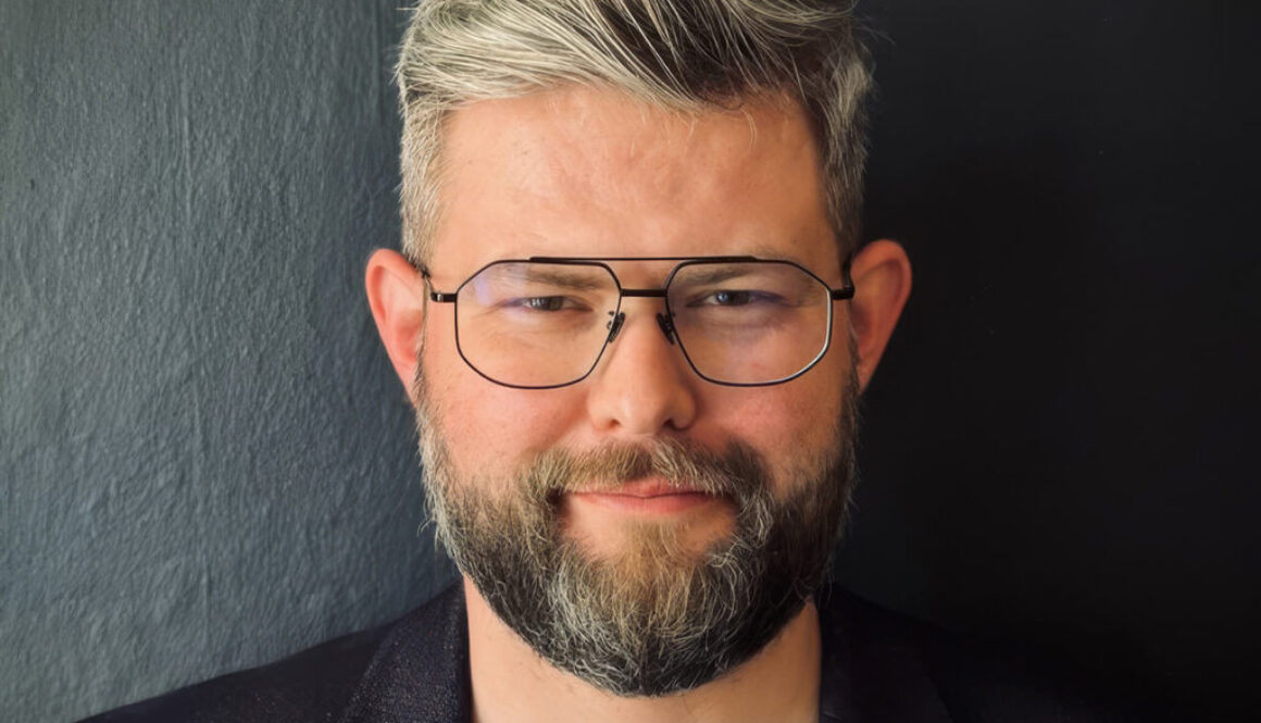 Krystian Murdza, Mind Your Business