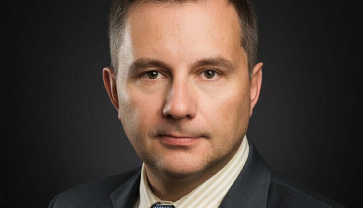 Paweł Stecki​, Mind Your Business